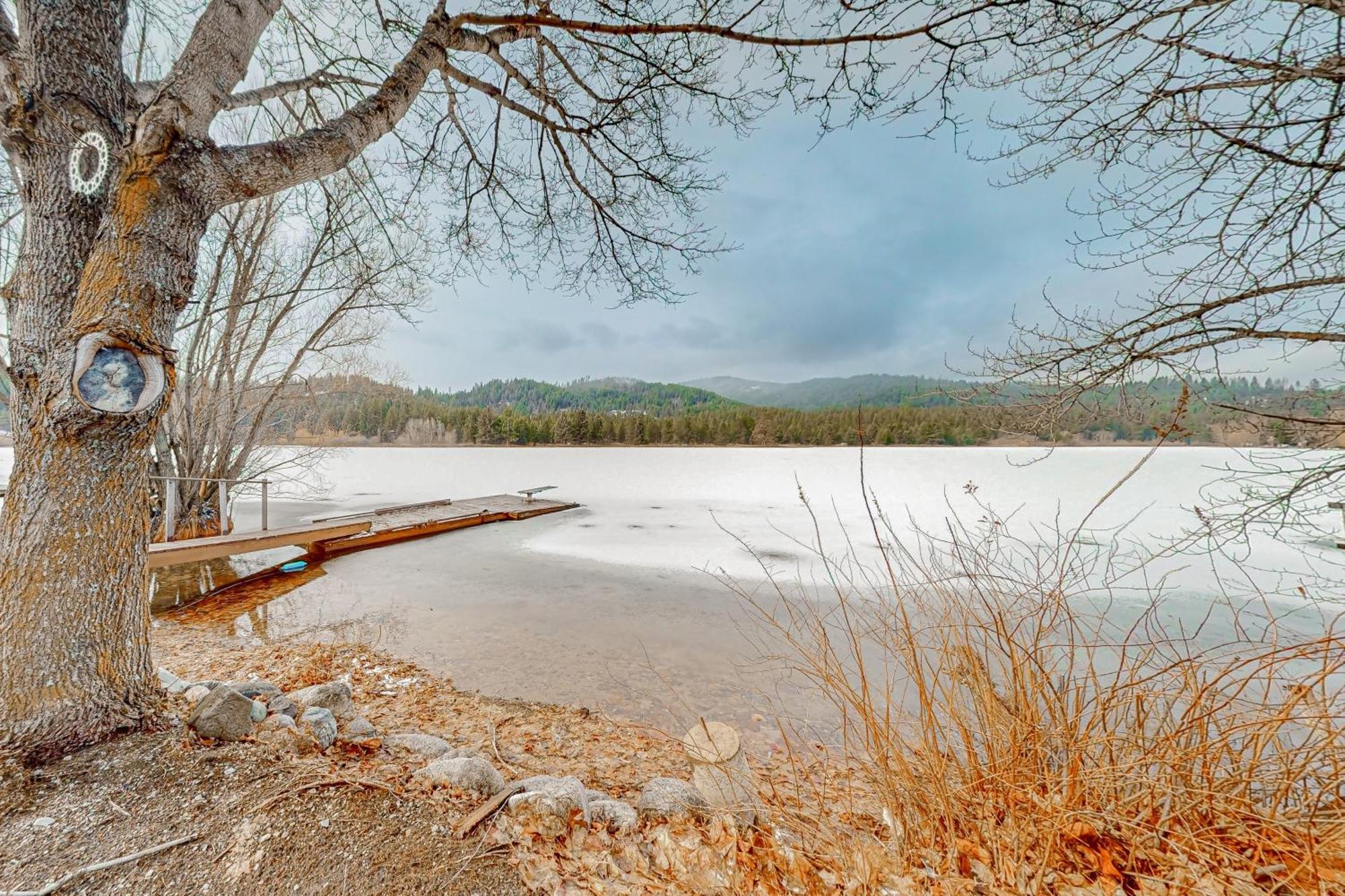 Sunset On Spirit Lake Exterior photo